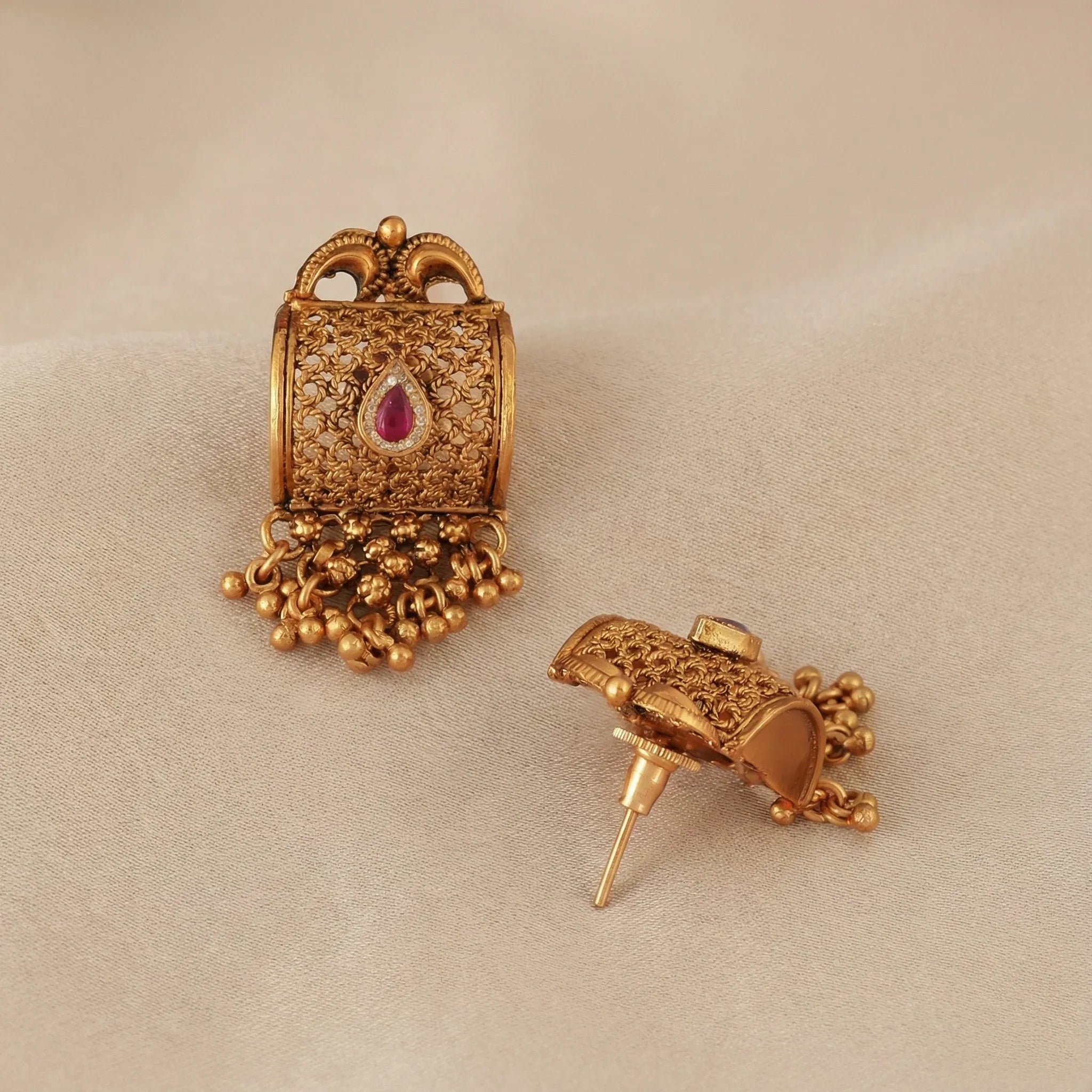 Elegant Filigree Gold Plated Mangalsutra Set for Women - bina jewels