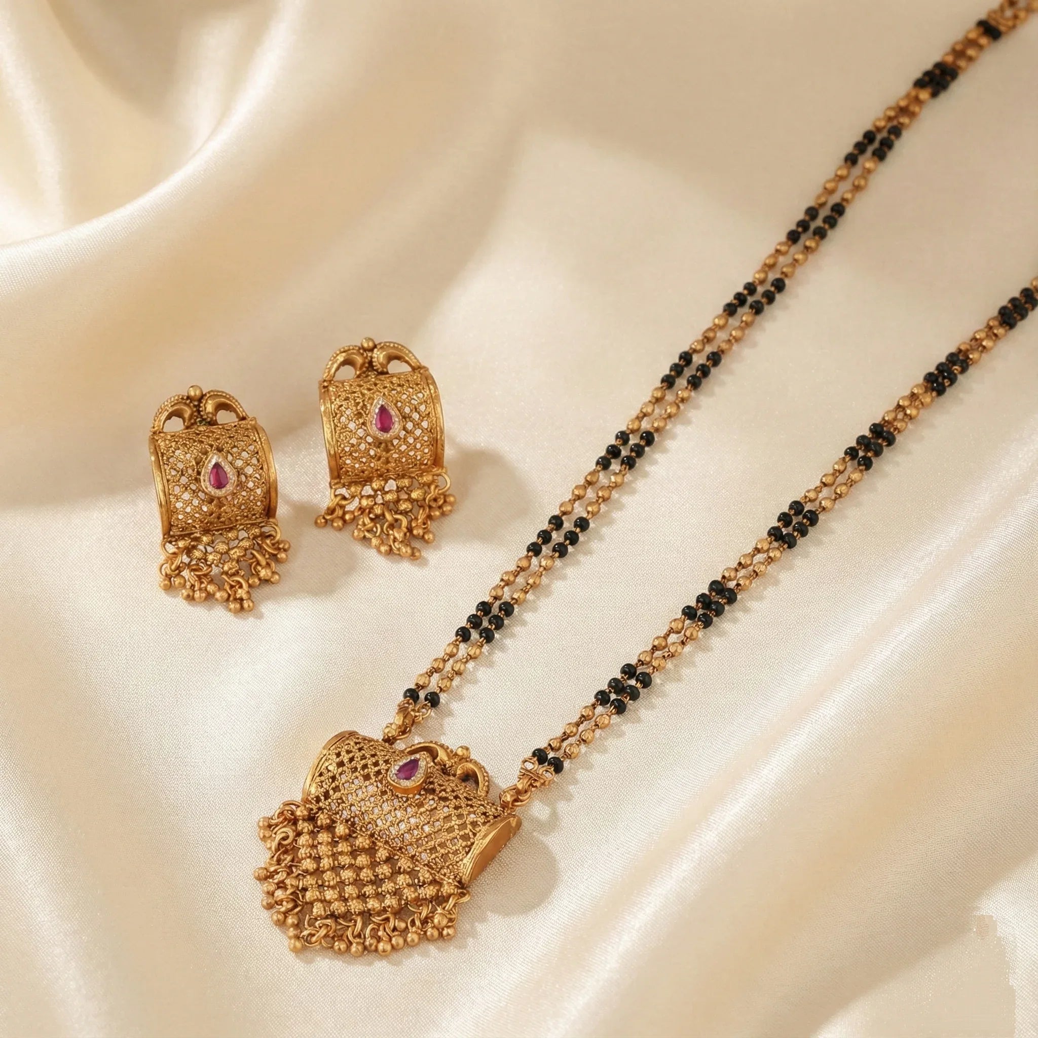 Elegant Filigree Gold Plated Mangalsutra Set for Women