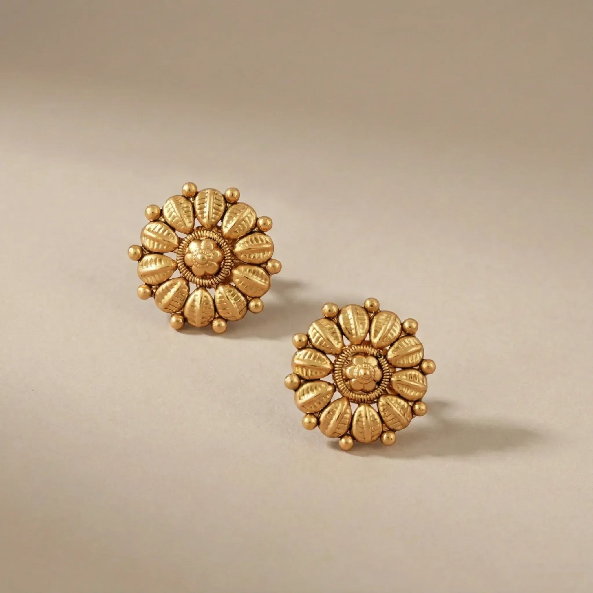 Elegant Plain Antique Gold Necklace Set for Women - bina jewels